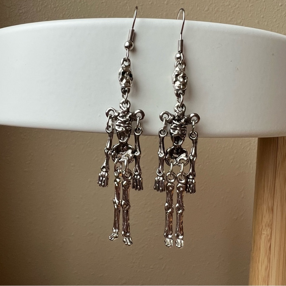 Skeleton Halloween Dangle Earrings Silver Tone Mo… - image 1